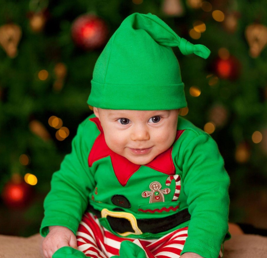 The Heartwarming Joy of a Pre Lit Christmas Tree